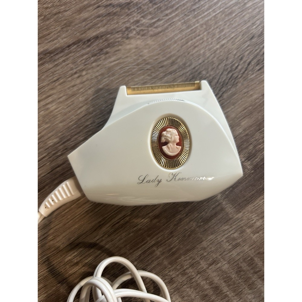 Vintage Lady Kenmore Electric Shaver Model # 820-9395 With Case WORKS 1960's‎
